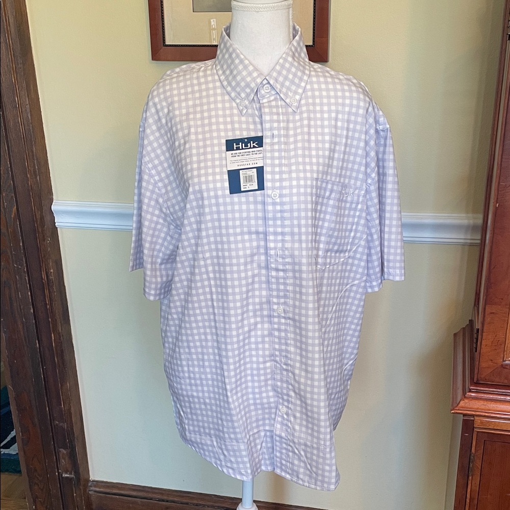 Huk Men’s Light Lavender Gingham Short-Sleeve Button-Down Shirt